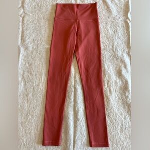 Great condition, Aritzia TnaLife leggings